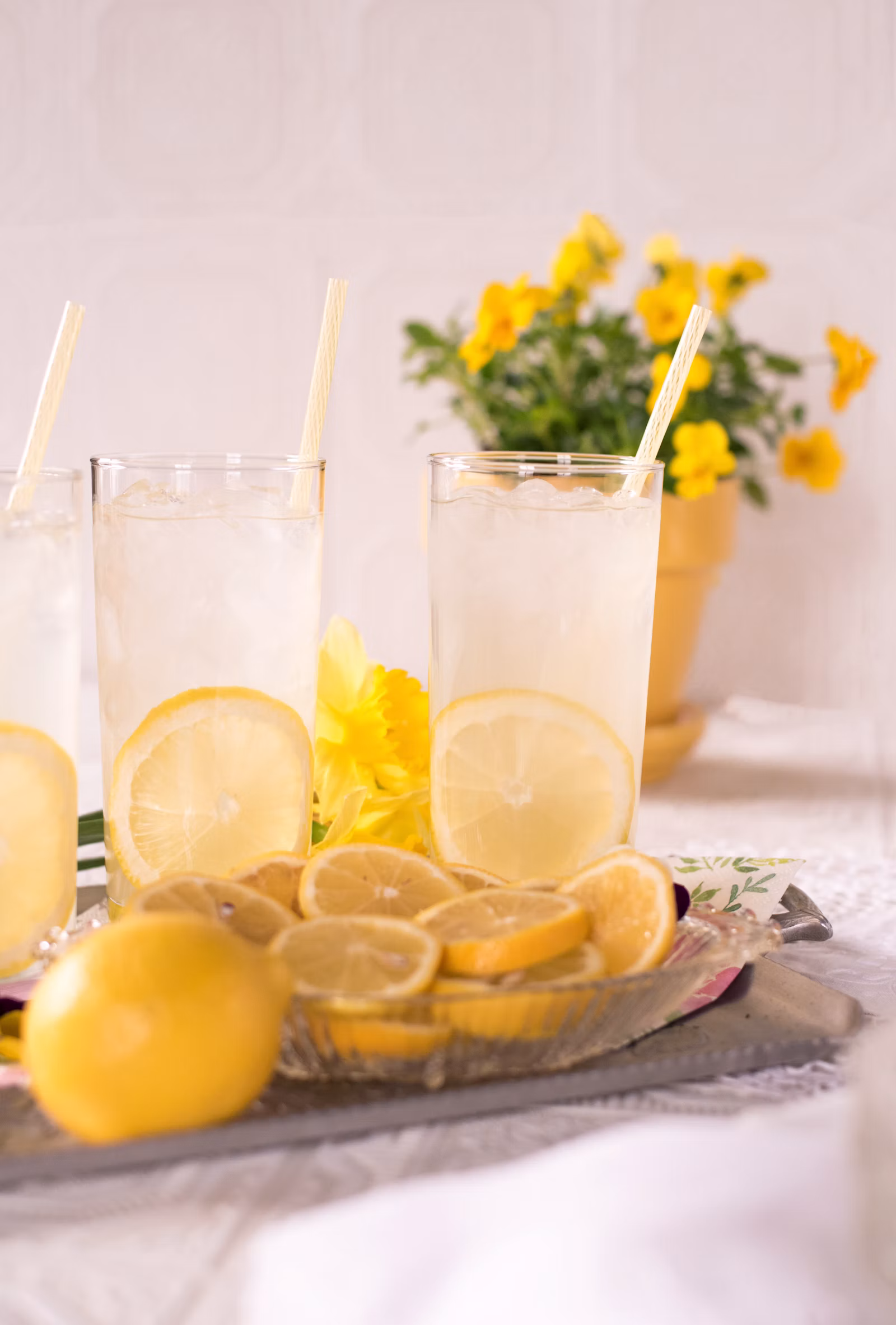 Honey-lemon drink